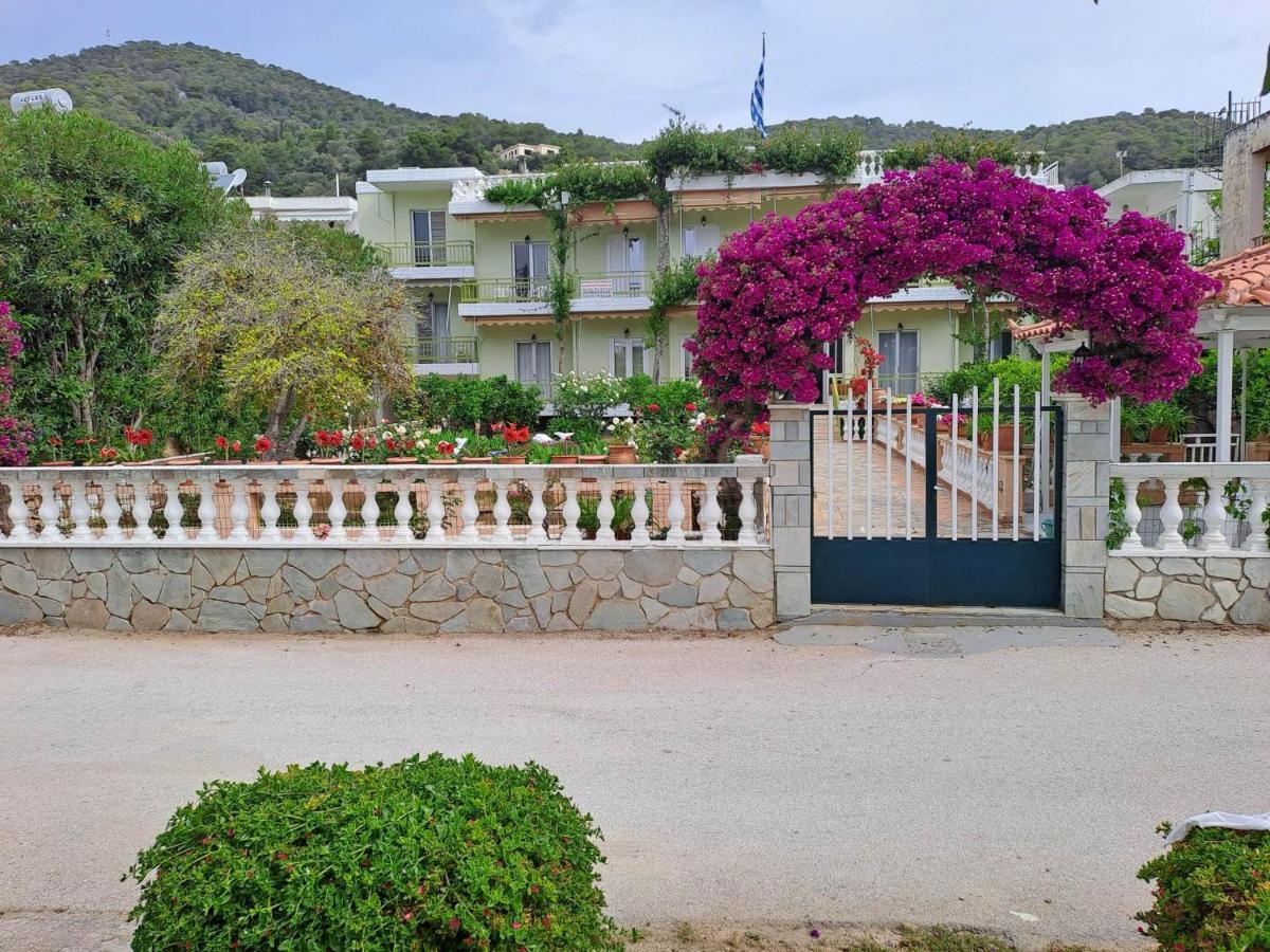 Rois Appartments Poros Town Extérieur photo