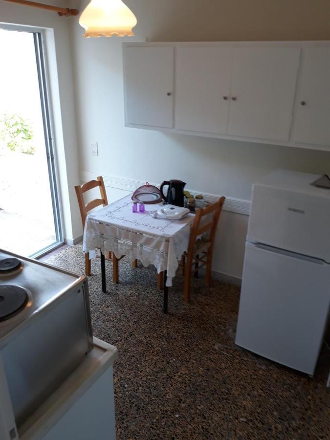 Rois Appartments Poros Town Extérieur photo